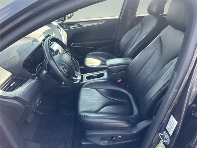 2019 Lincoln MKC Standard