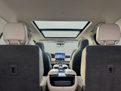 2022 Lincoln Navigator Reserve