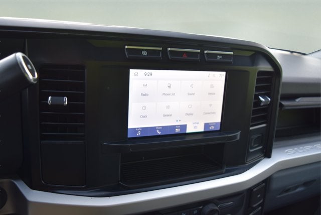 2024 Ford Super Duty F-600 DRW Base