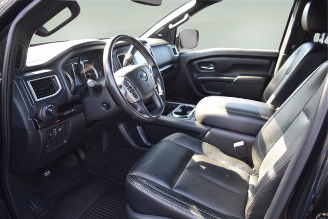 2019 Nissan Titan SL