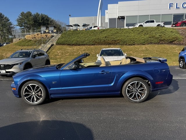 2006 Ford Mustang Base