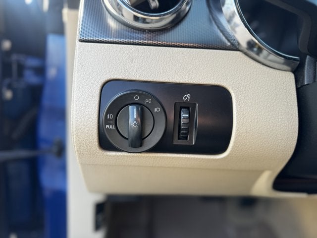 2006 Ford Mustang Base