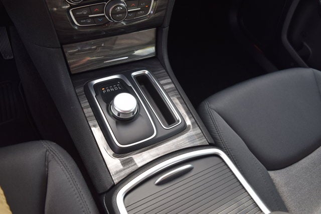 2020 Chrysler 300 Touring
