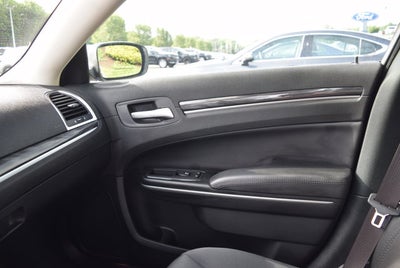 2020 Chrysler 300 Touring