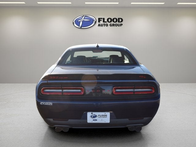2016 Dodge Challenger 392 Hemi Scat Pack Shaker