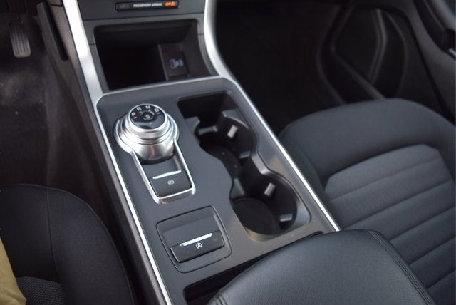 2022 Ford Edge SE