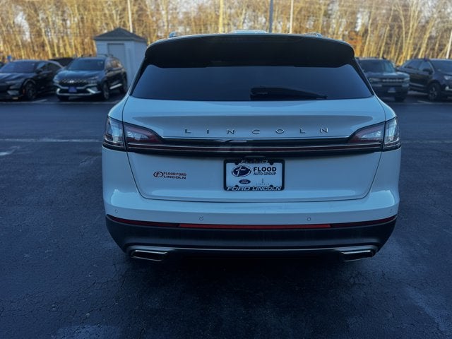 2022 Lincoln Nautilus Reserve