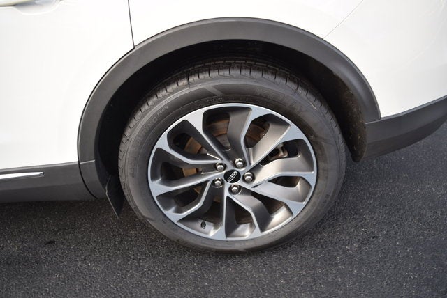 2021 Lincoln Nautilus Reserve