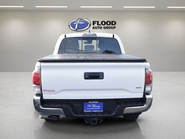 2022 Toyota Tacoma 4WD TRD Off-Road V6