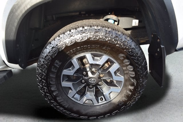 2022 Toyota Tacoma 4WD TRD Off-Road V6