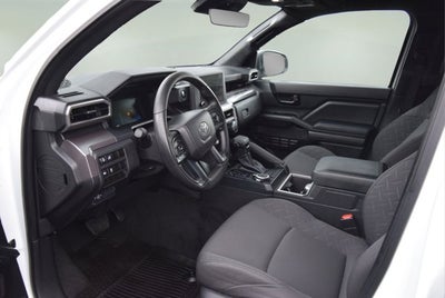 2025 Toyota Tacoma 4WD SR5