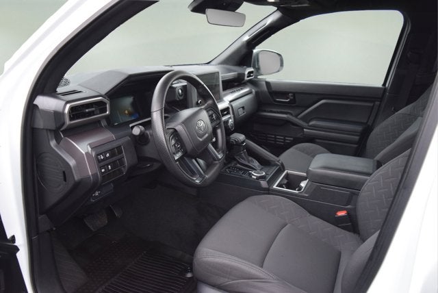 2025 Toyota Tacoma 4WD SR5