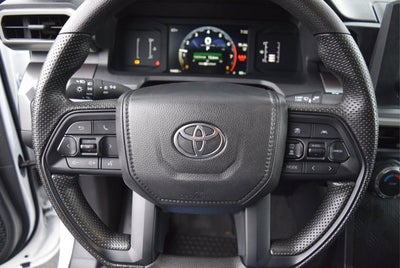 2025 Toyota Tacoma 4WD SR5