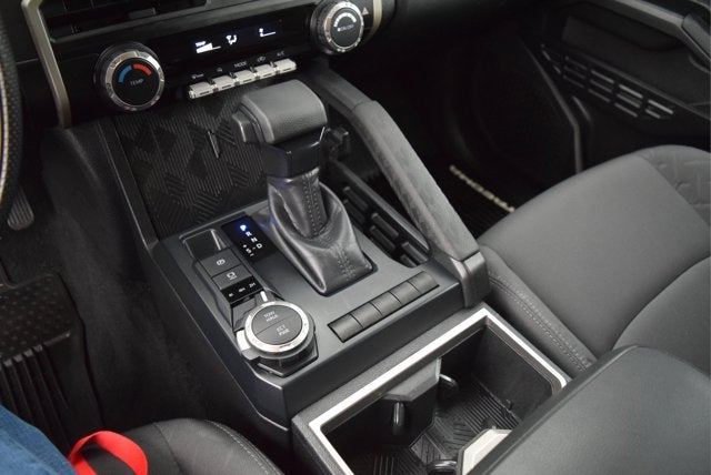 2025 Toyota Tacoma 4WD SR5