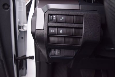 2025 Toyota Tacoma 4WD SR5