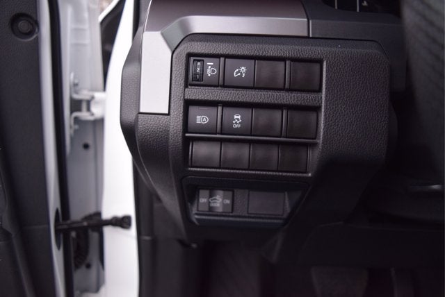 2025 Toyota Tacoma 4WD SR5