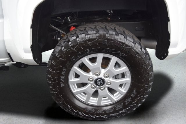 2025 Toyota Tacoma 4WD SR5