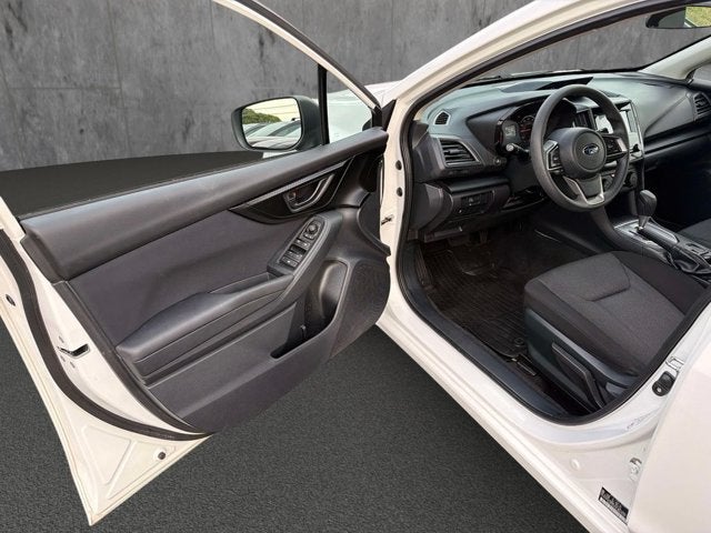 2019 Subaru Impreza 2.0i