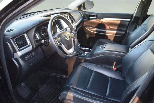 2018 Toyota Highlander Sport
