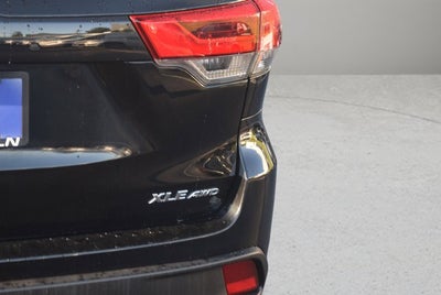 2018 Toyota Highlander Sport