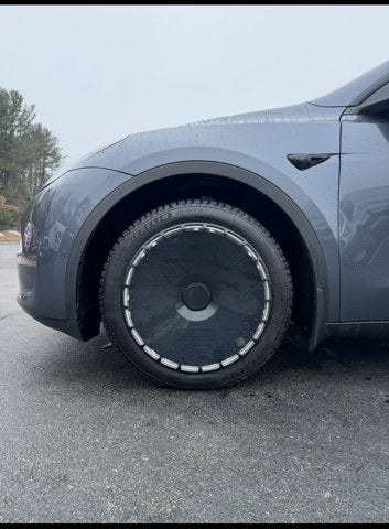 2023 Tesla Model Y Base