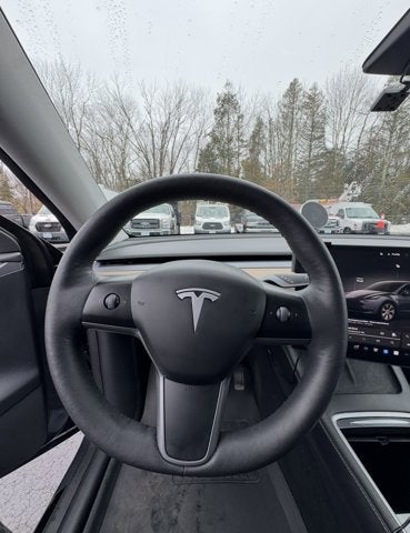 2023 Tesla Model Y Base