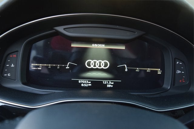 2021 Audi Q8 Premium Plus