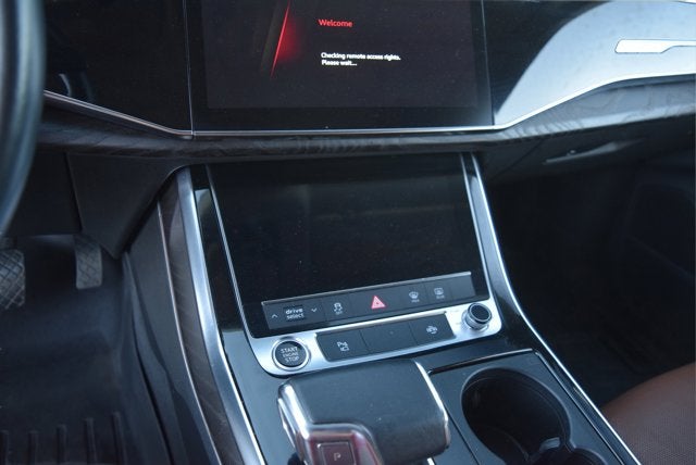 2021 Audi Q8 Premium Plus