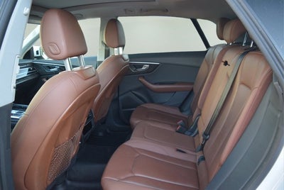 2021 Audi Q8 Premium Plus