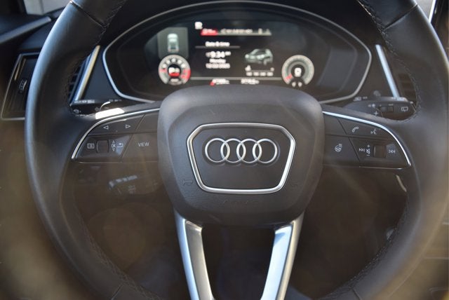 2023 Audi Q5 S line Prestige