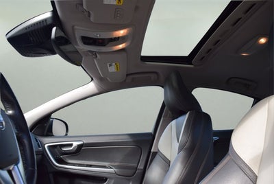 2018 Volvo S60 Cross Country T5