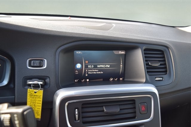 2018 Volvo S60 Cross Country T5