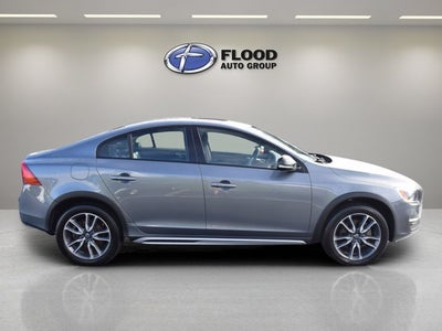 2018 Volvo S60 Cross Country T5