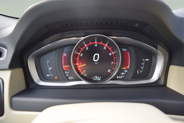 2016 Volvo XC70 T5 Premier