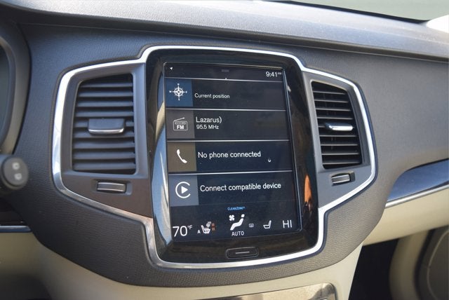 2019 Volvo XC90 Momentum