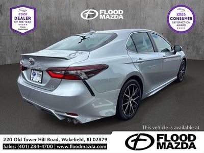 2022 Toyota Camry SE