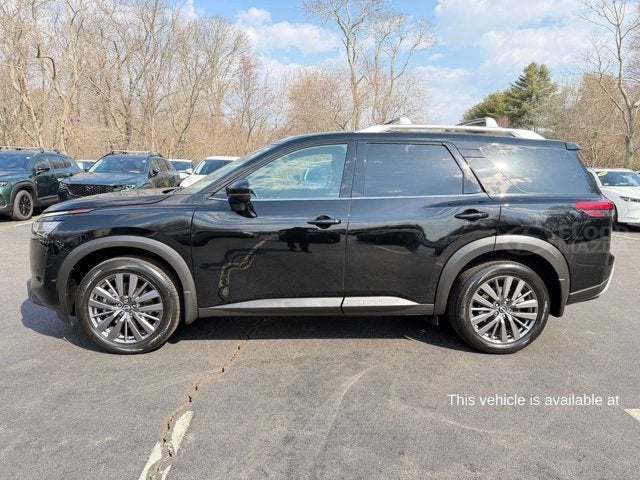 2023 Nissan Pathfinder SL