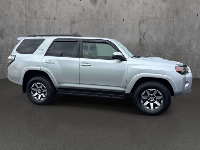 2022 Toyota 4Runner TRD Off Road