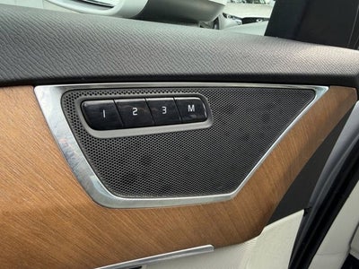 2022 Volvo XC90 Momentum