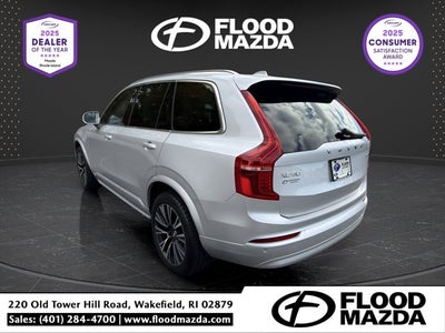 2022 Volvo XC90 Momentum