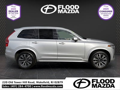 2022 Volvo XC90 Momentum