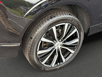 2024 Volvo XC60 Plus Dark Theme