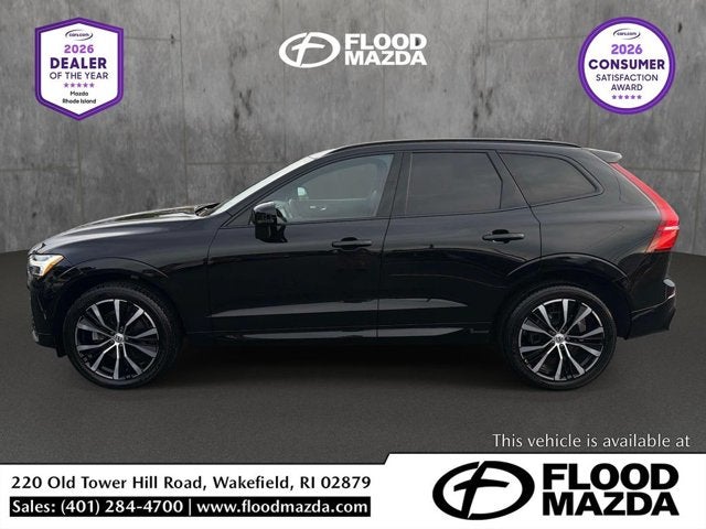 2024 Volvo XC60 Plus Dark Theme