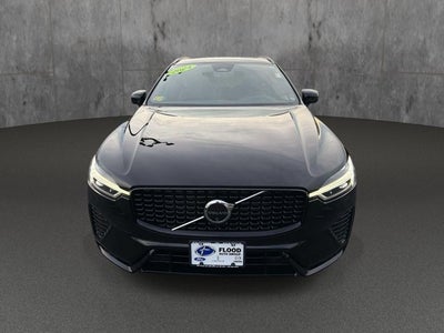 2024 Volvo XC60 Plus Dark Theme